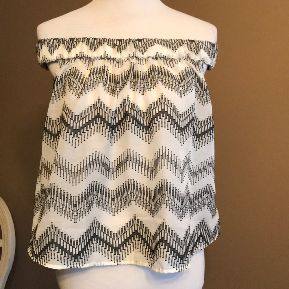 Lou & GREY off shoulder flows top size S